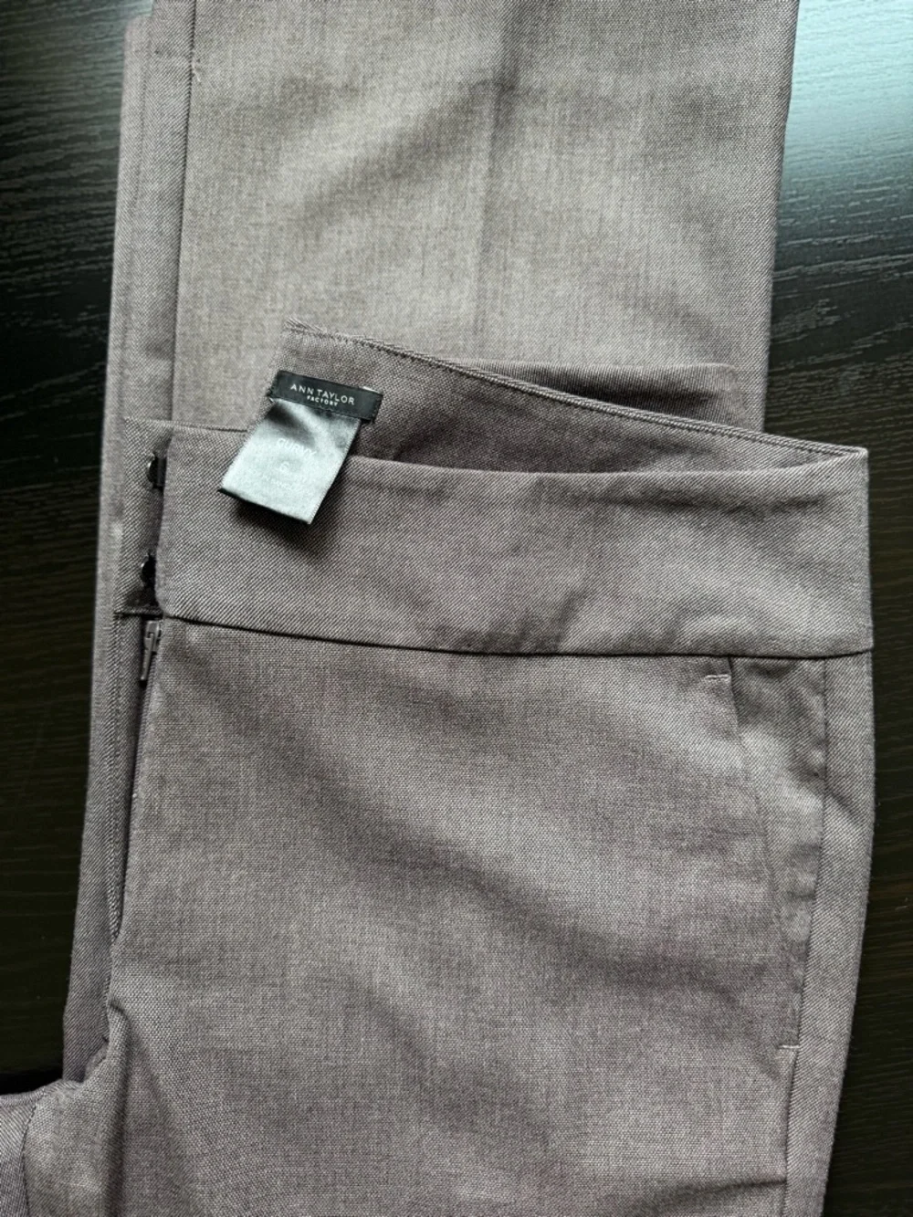 Ann Taylor Factory Curvy Fit Pants Size 6 Plum Brown Straight Leg Dress Pants